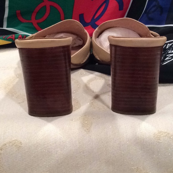 GREAT CONDITION, AUTHENTIC “CHANEL” CLASSIC MULES - Picture 4 of 6